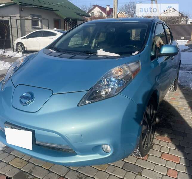 Хетчбек Nissan Leaf 2015 в Львові