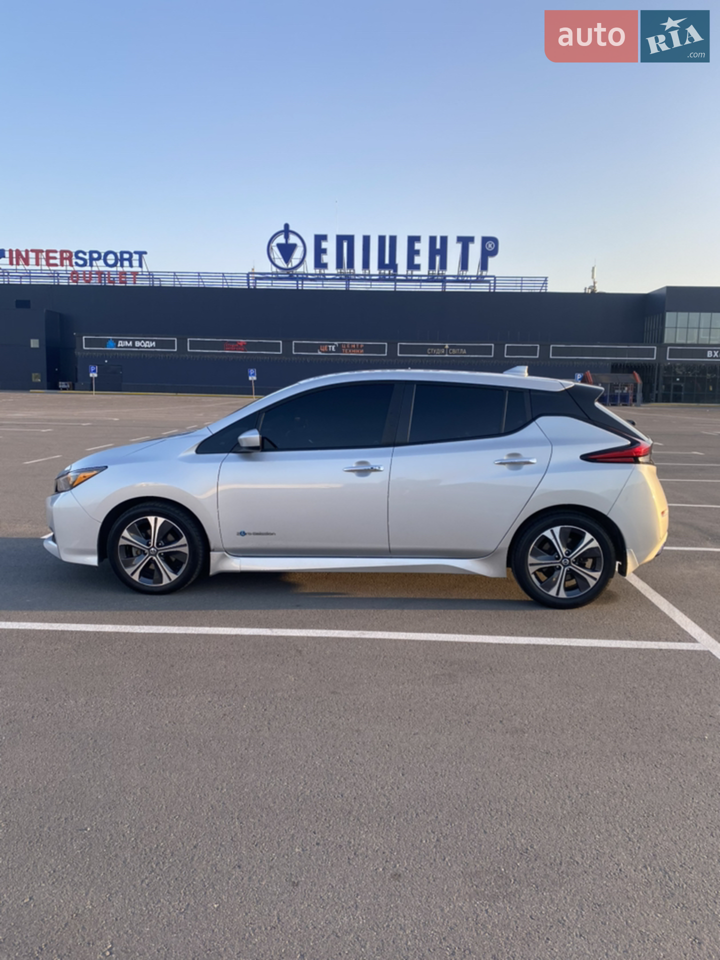 2018 Nissan Leaf - мініатюра 11