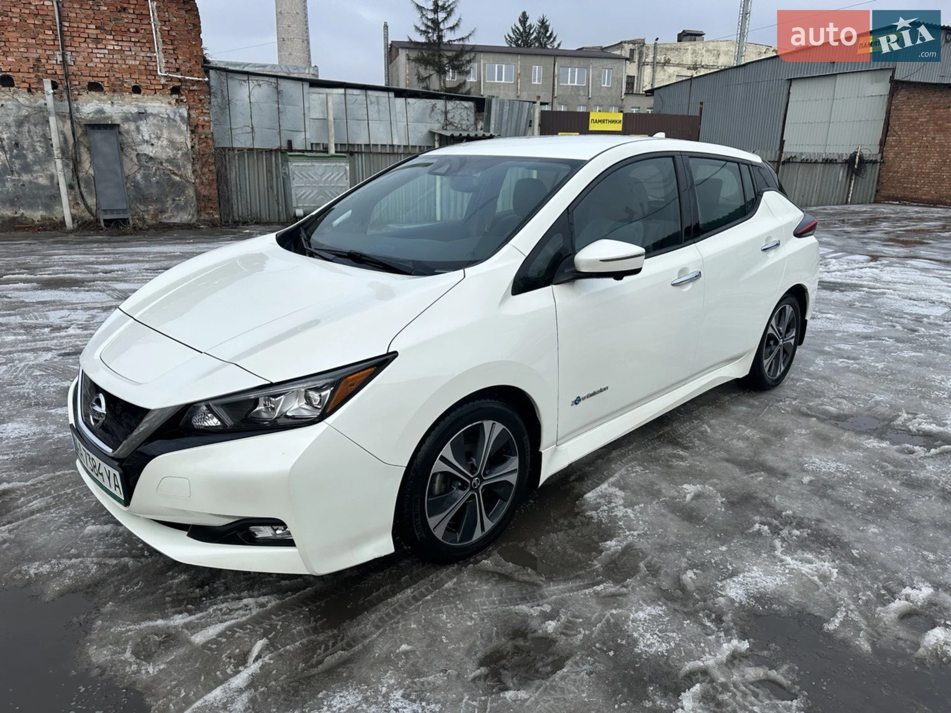 2017 Nissan Leaf - мініатюра 2