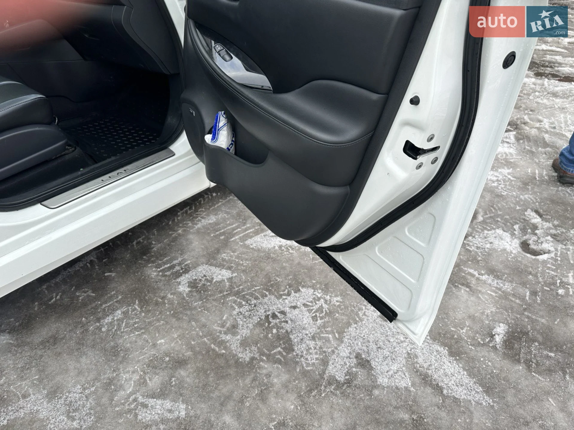 2017 Nissan Leaf - мініатюра 12