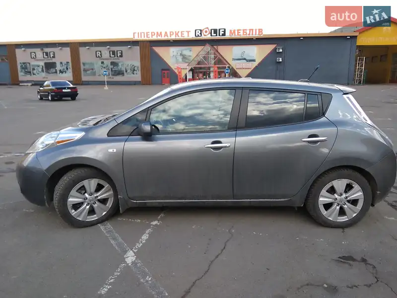 Nissan Leaf