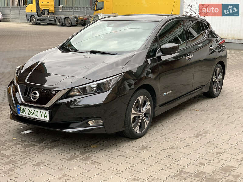 Хэтчбек Nissan Leaf 2018 в Ровно фото 13 Хэтчбек Nissan Leaf 2018 в Ровно