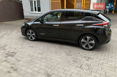 Хэтчбек Nissan Leaf 2018 в Ровно