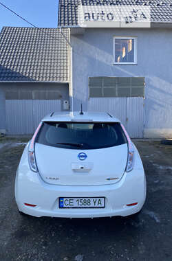 Хетчбек Nissan Leaf 2016 в Чернівцях