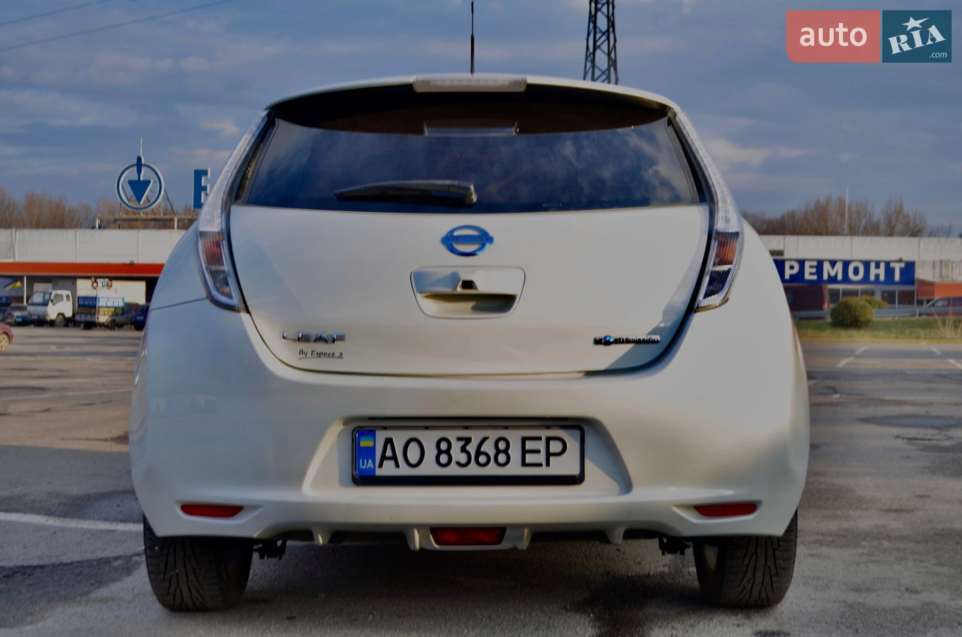 2016 Nissan Leaf - мініатюра 10