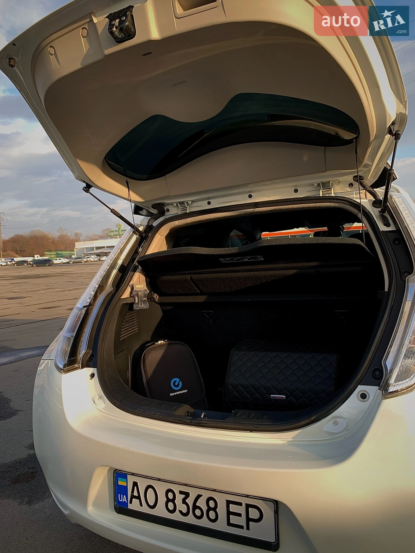 2016 Nissan Leaf - мініатюра 13