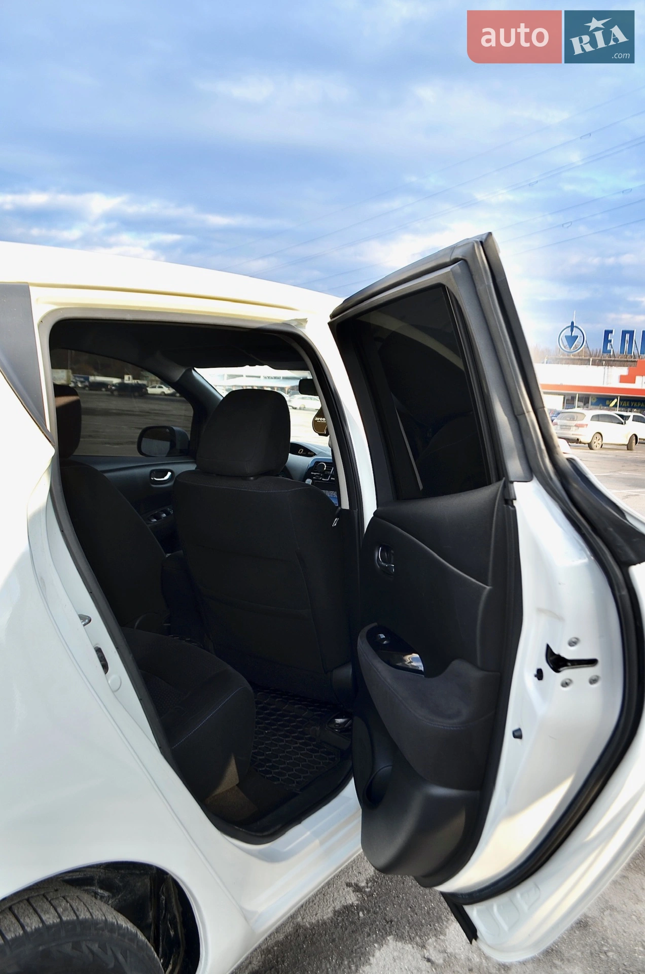 2016 Nissan Leaf - мініатюра 15