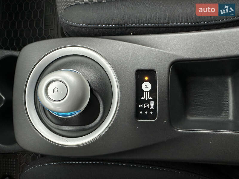 Хетчбек Nissan Leaf 2014 в Вінниці фото 22 Хетчбек Nissan Leaf 2014 в Вінниці
