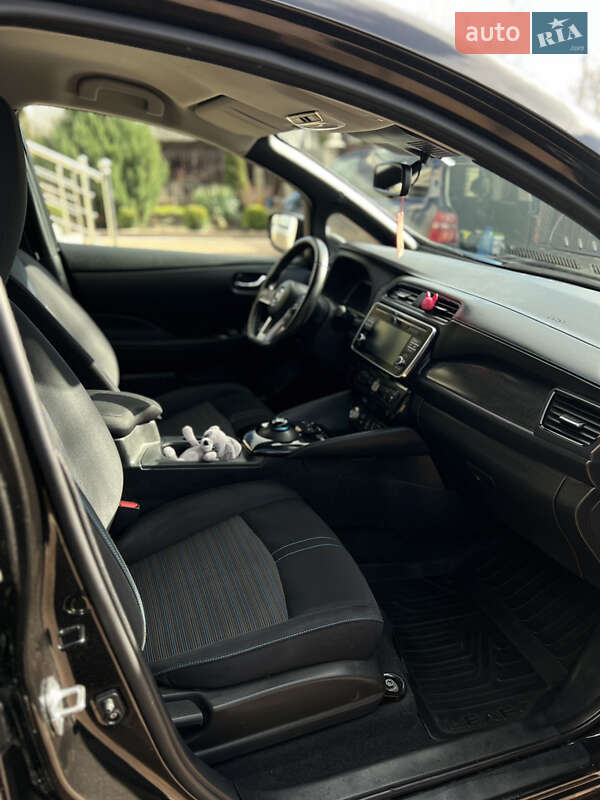 Хэтчбек Nissan Leaf 2018 в Черновцах фото 8 Хэтчбек Nissan Leaf 2018 в Черновцах