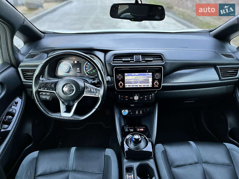 Хэтчбек Nissan Leaf 2018 в Ровно