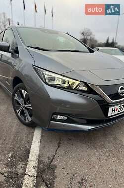 Хэтчбек Nissan Leaf 2020 в Житомире