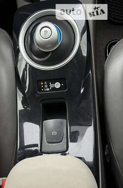 Хэтчбек Nissan Leaf 2012 в Броварах