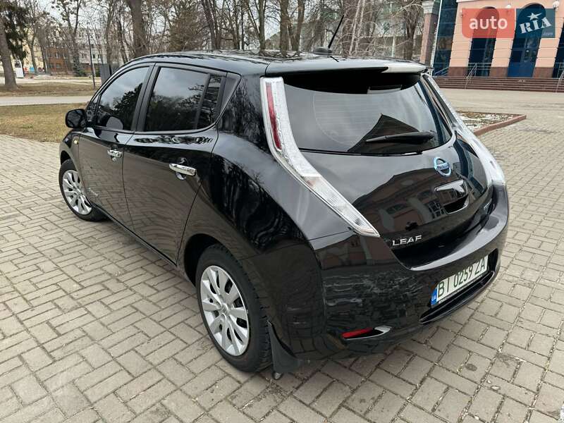Хэтчбек Nissan Leaf 2014 в Полтаве