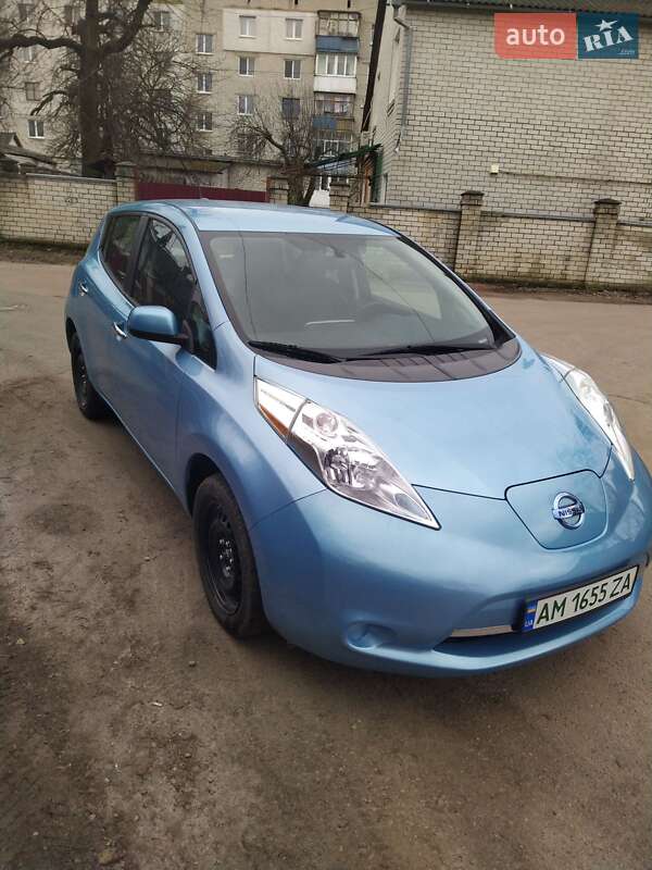Хэтчбек Nissan Leaf 2014 в Житомире фото 2 Хэтчбек Nissan Leaf 2014 в Житомире