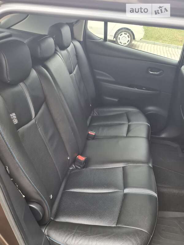 Хэтчбек Nissan Leaf 2018 в Ивано-Франковске