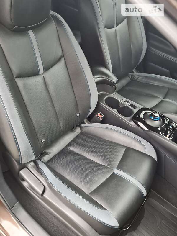 Хэтчбек Nissan Leaf 2018 в Ивано-Франковске