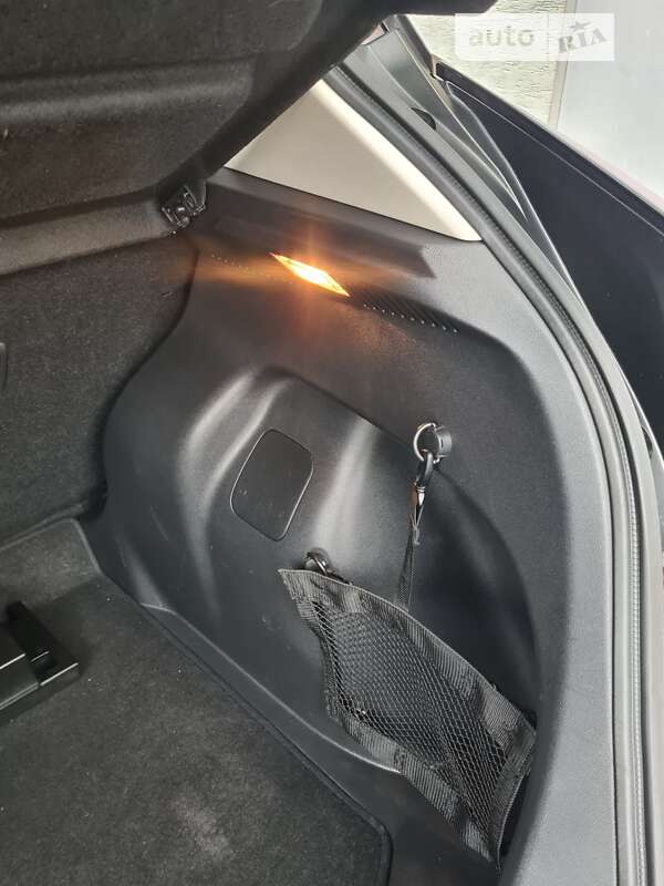 Хэтчбек Nissan Leaf 2018 в Ивано-Франковске