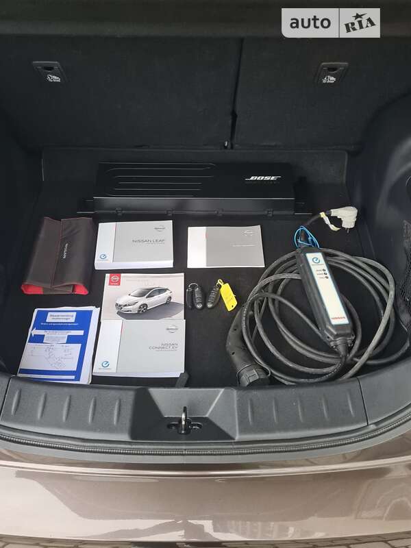 Хэтчбек Nissan Leaf 2018 в Ивано-Франковске