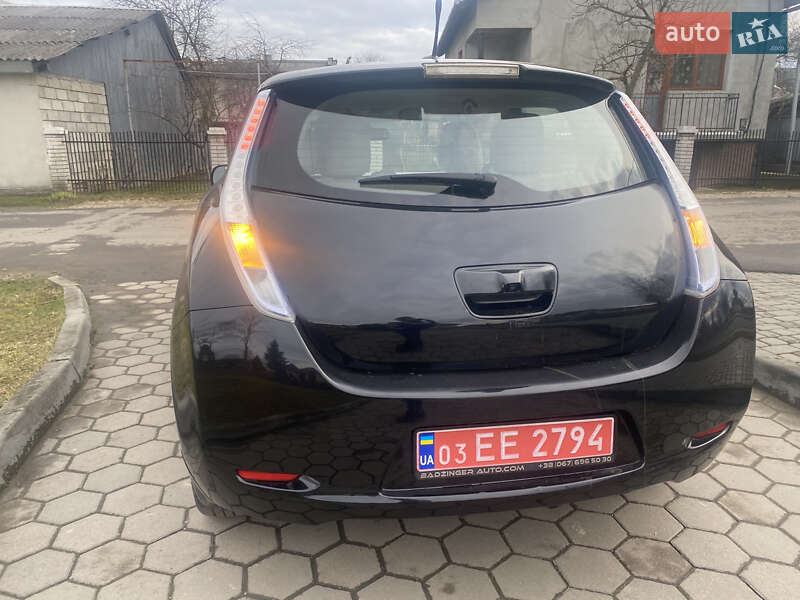 Хетчбек Nissan Leaf 2012 в Івано-Франківську