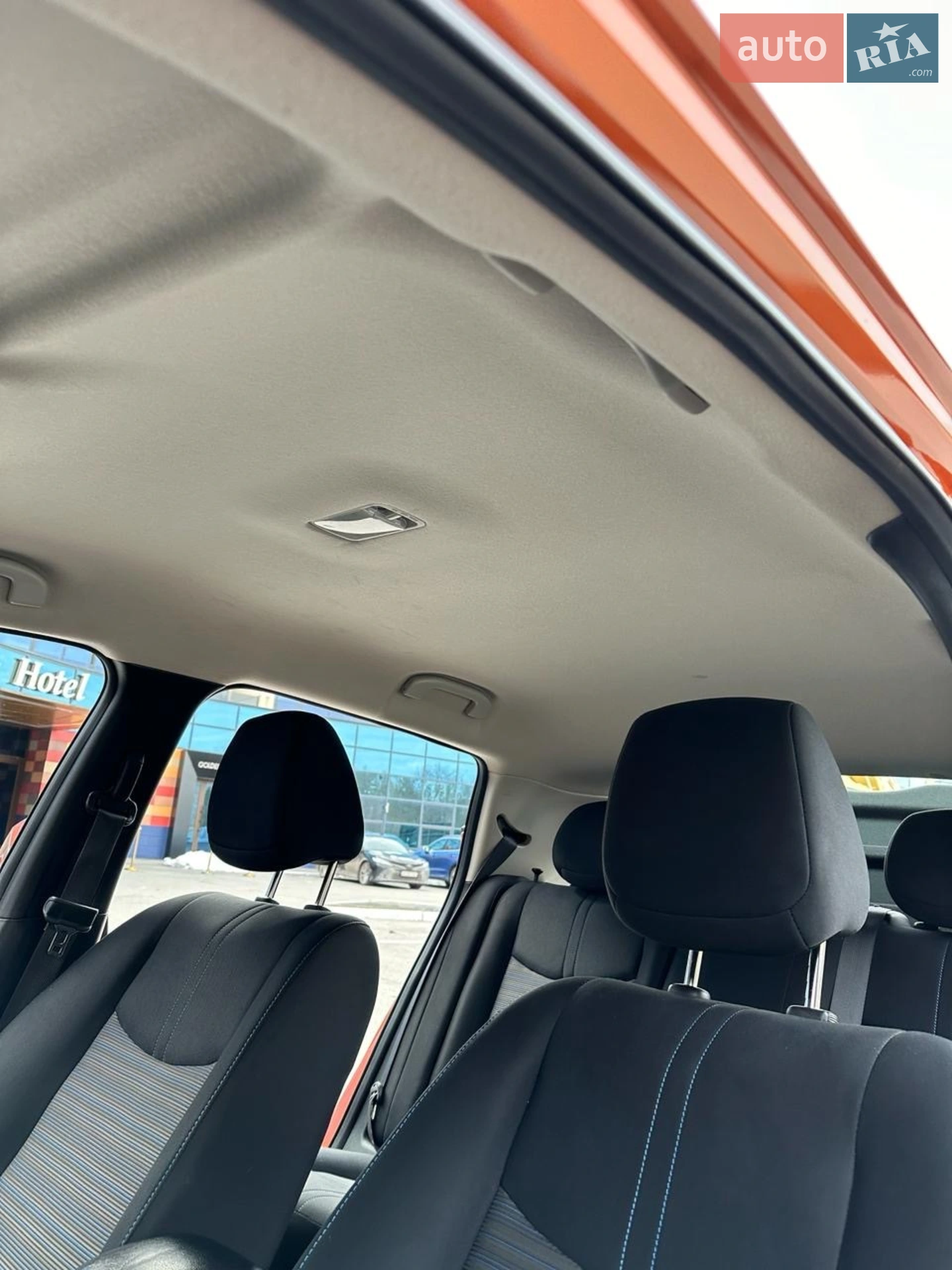 2021 Nissan Leaf - мініатюра 12