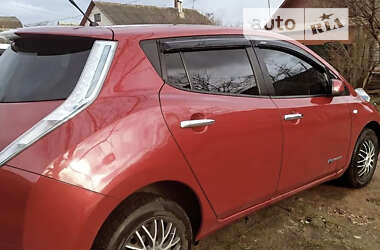 Хэтчбек Nissan Leaf 2014 в Житомире
