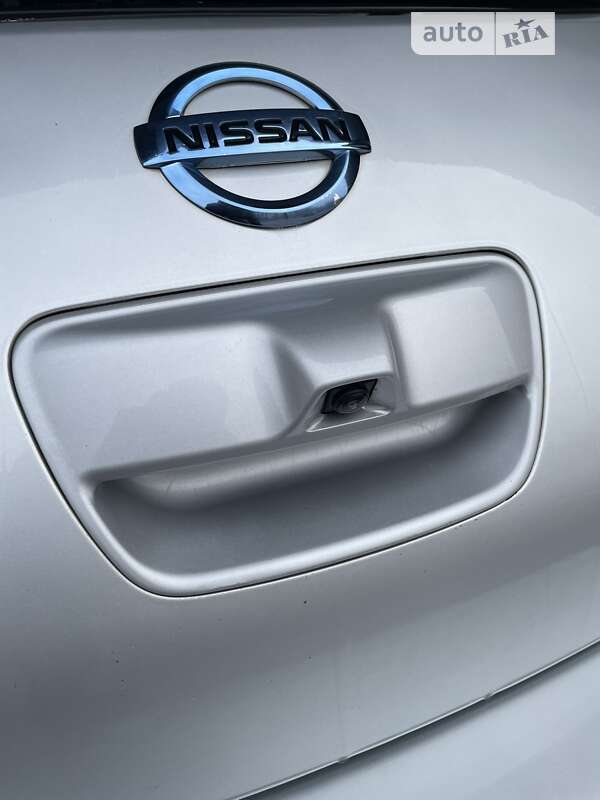 Хетчбек Nissan Leaf 2013 в Вінниці
