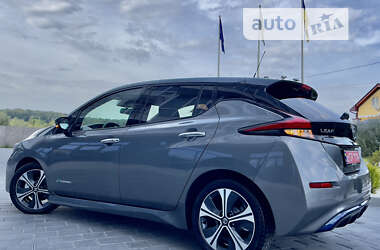 Хэтчбек Nissan Leaf 2018 в Самборе