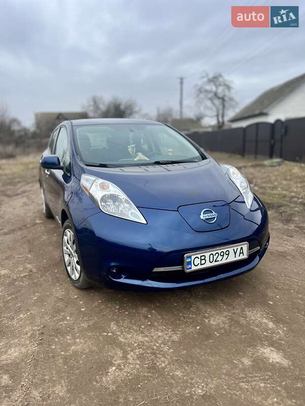 Хэтчбек Nissan Leaf 2016 в Прилуках