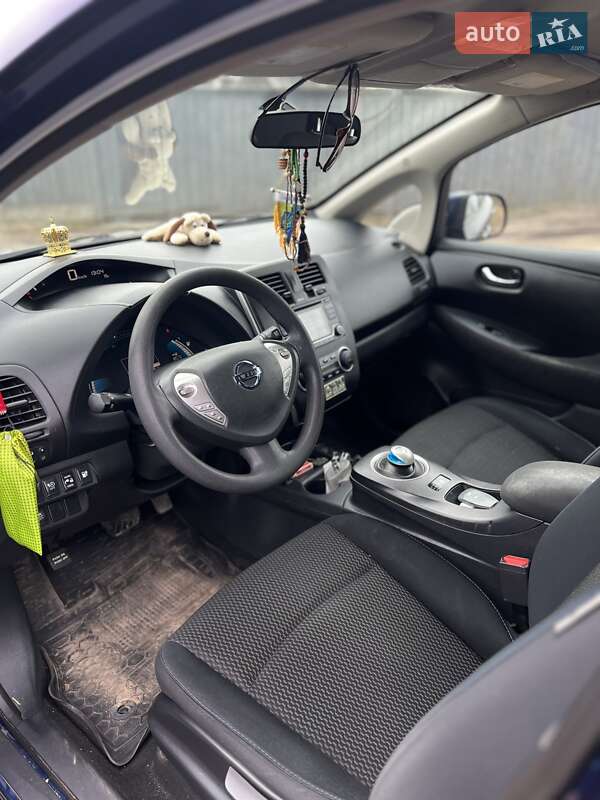 Хэтчбек Nissan Leaf 2016 в Прилуках