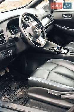 Хэтчбек Nissan Leaf 2020 в Тульчине