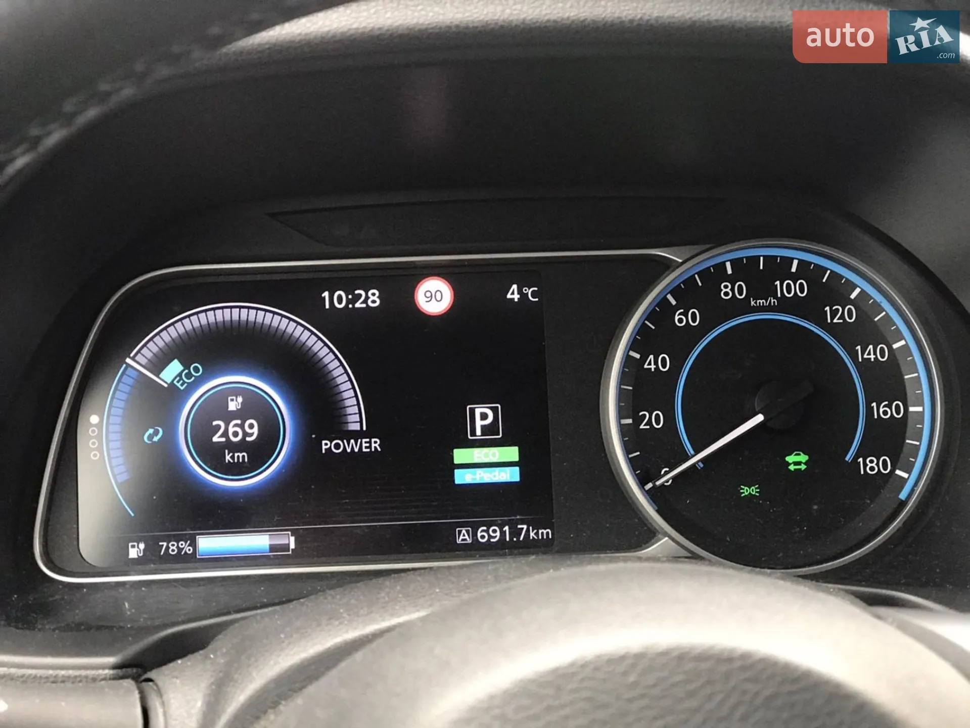 2020 Nissan Leaf - мініатюра 11