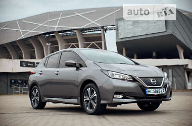 Хэтчбек Nissan Leaf 2021 в Львове