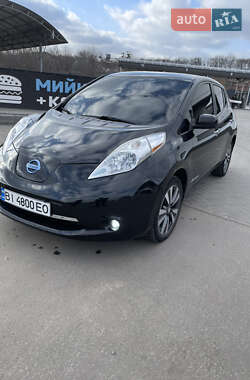 Хэтчбек Nissan Leaf 2014 в Полтаве