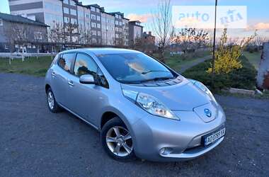 Хетчбек Nissan Leaf 2012 в Ужгороді