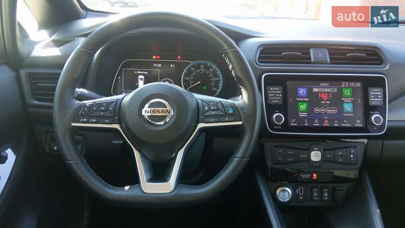 Хэтчбек Nissan Leaf 2019 в Львове