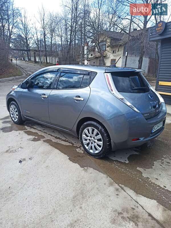 Хэтчбек Nissan Leaf 2015 в Бориславе