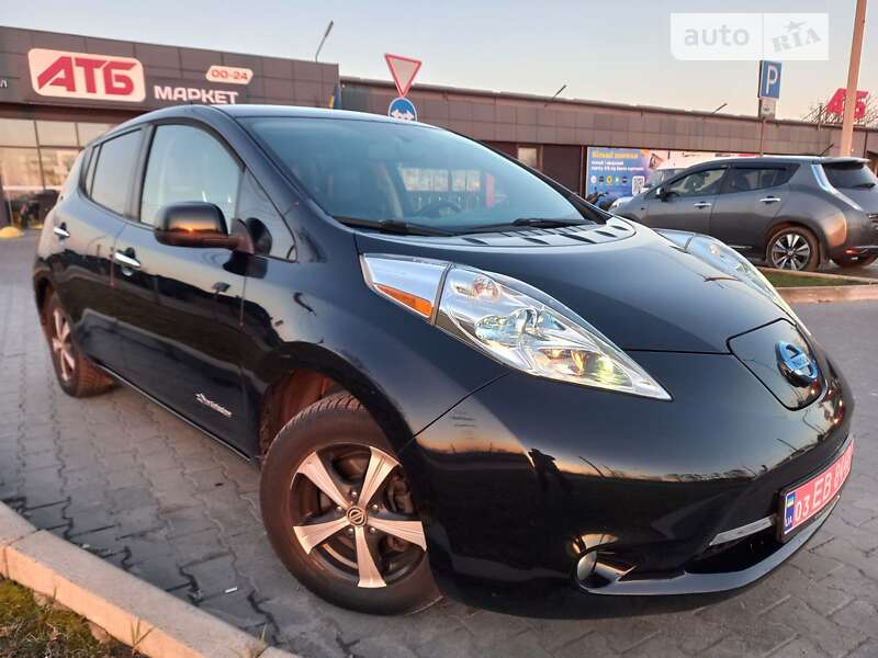 Хетчбек Nissan Leaf 2013 в Рівному