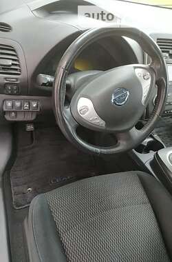 Хэтчбек Nissan Leaf 2014 в Ровно