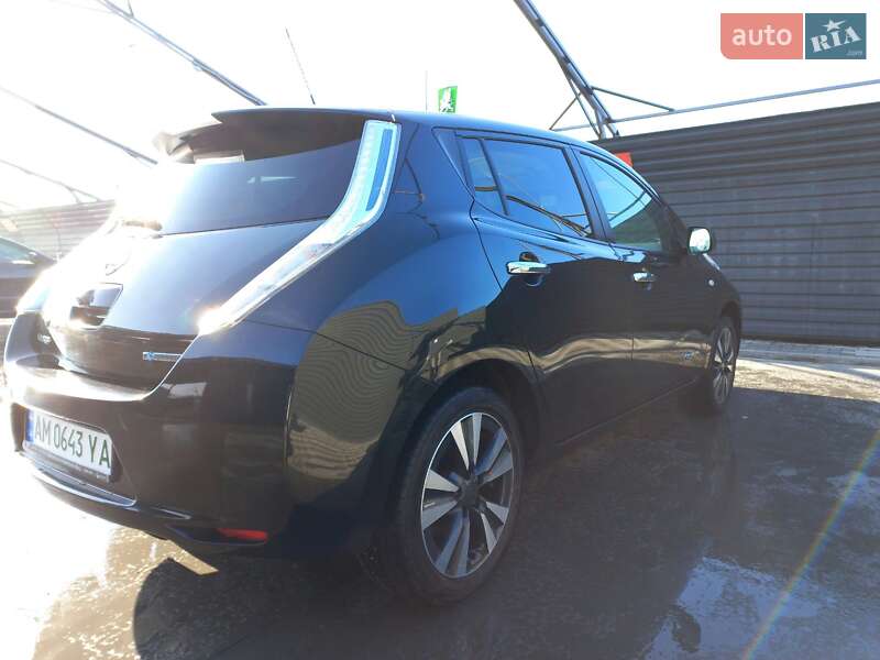Хетчбек Nissan Leaf 2017 в Житомирі