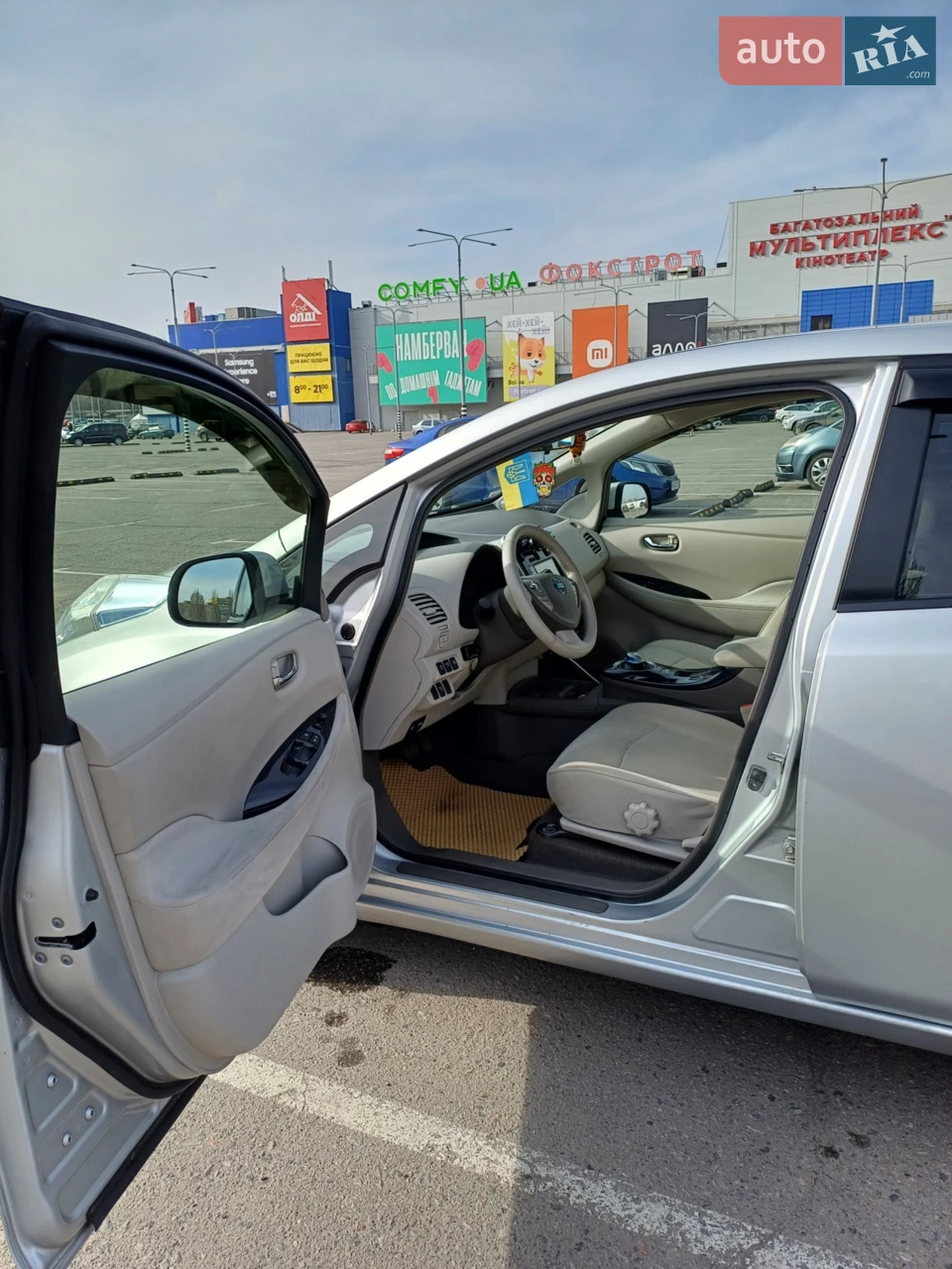 2013 Nissan Leaf - мініатюра 18