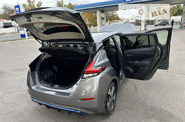 Хэтчбек Nissan Leaf 2020 в Днепре