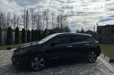 Хетчбек Nissan Leaf 2018 в 