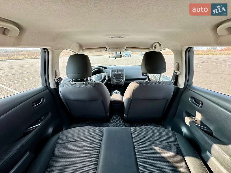 Хэтчбек Nissan Leaf 2017 в Ровно