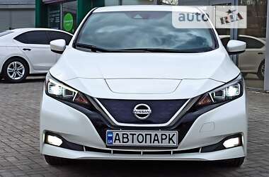 Хэтчбек Nissan Leaf 2018 в Днепре