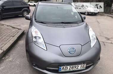 Хетчбек Nissan Leaf 2015 в Вінниці