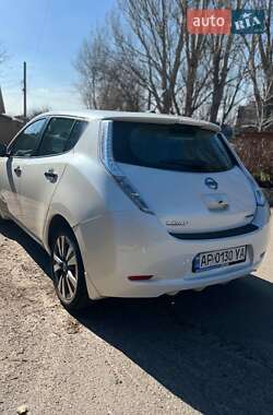 Хэтчбек Nissan Leaf 2014 в Запорожье