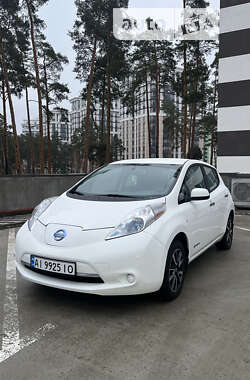 Хетчбек Nissan Leaf 2013 в Києві