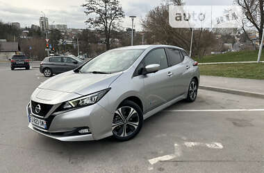 Хетчбек Nissan Leaf 2019 в Вінниці