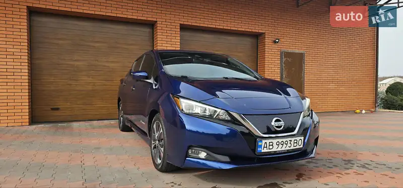Хэтчбек Nissan Leaf 2018 в 