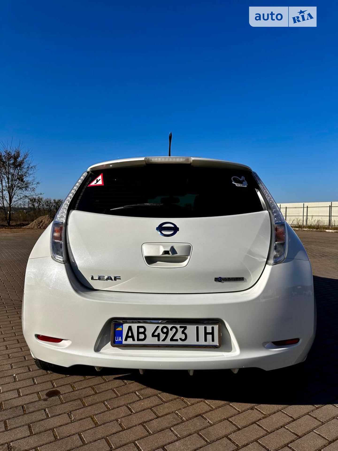 2016 Nissan Leaf - мініатюра 3
